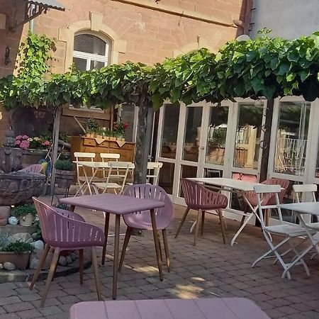 Gasthaus Mandelhof Neustadt an der Weinstrasse Exterior photo